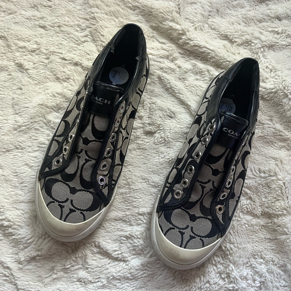 Coach Black & Grey Signature C Slip On Sneakers 7.5 EUC